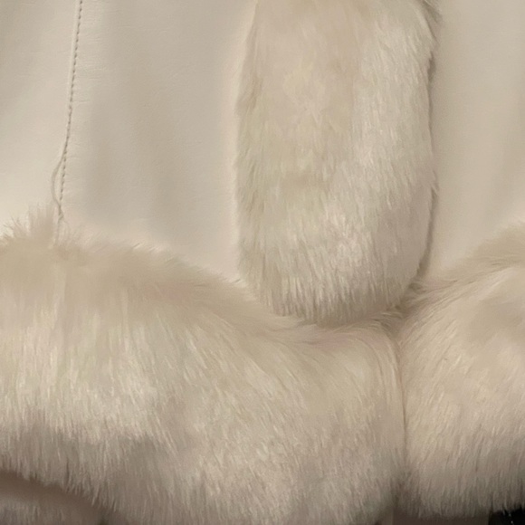 White jacket for women - Picture 4 of 9